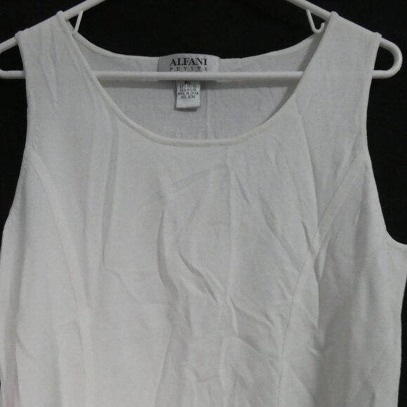 ALFANI PETITE | large | Textured White Sleeveless Tank Top | GUC - Picture 4 of 15
